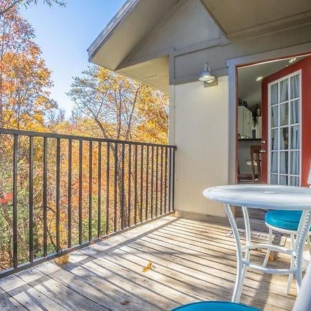 Sasquatch Lodge E Sleeps 13 Гатлинбург Экстерьер фото
