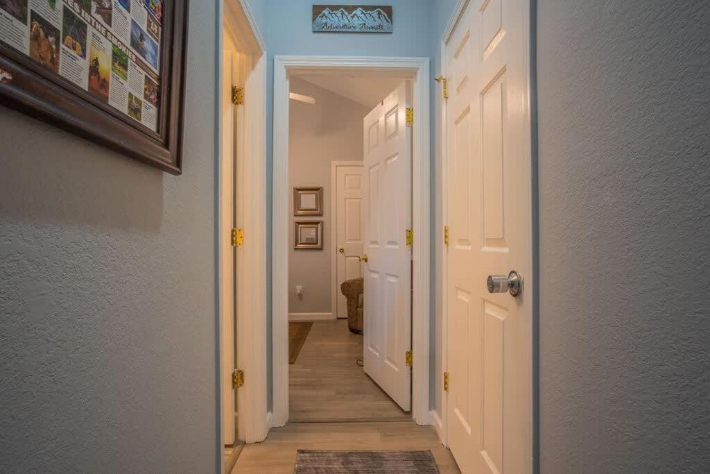 Sasquatch Lodge E Sleeps 13 Гатлинбург Экстерьер фото